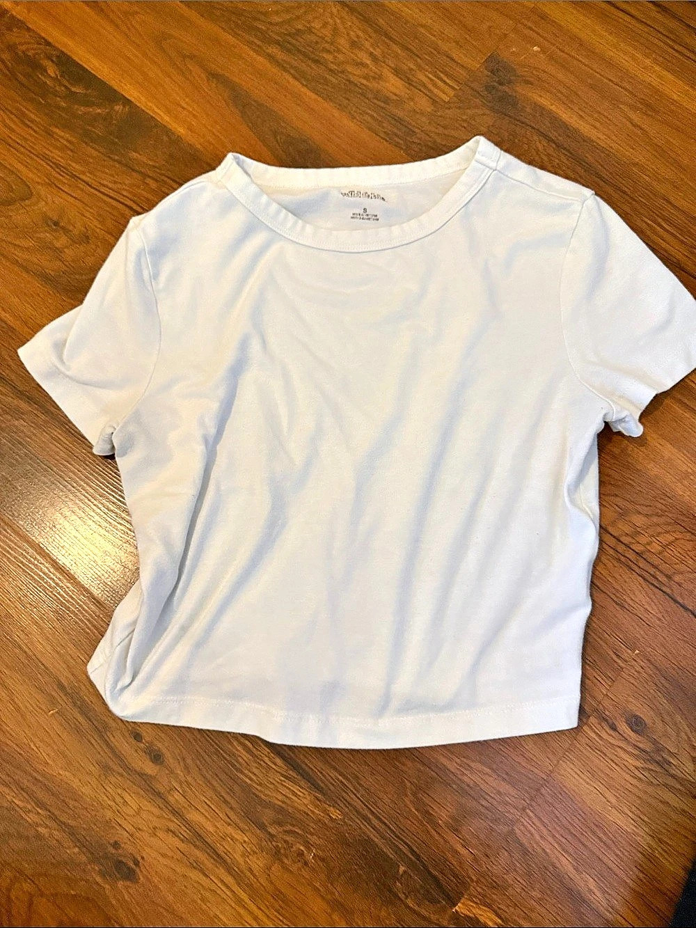 Wild Fable Women's Short Sleeve Crewneck T-Shirt White Small Like New